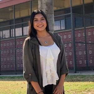 Meet your Posher, Kayla